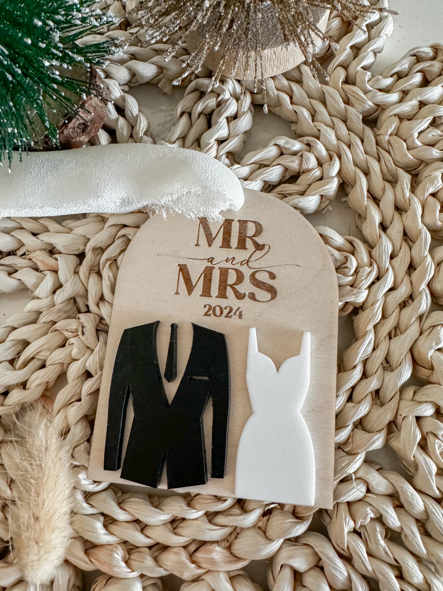 Mr & Mrs