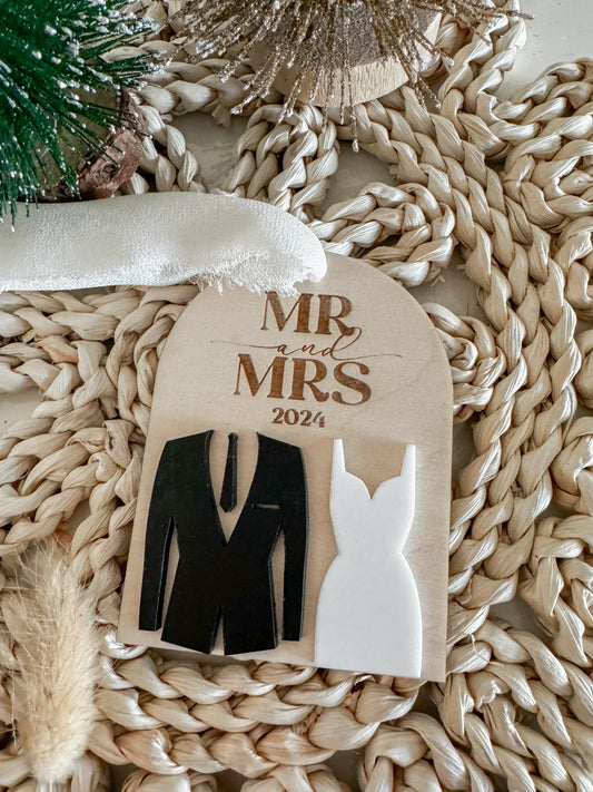 Mr & Mrs
